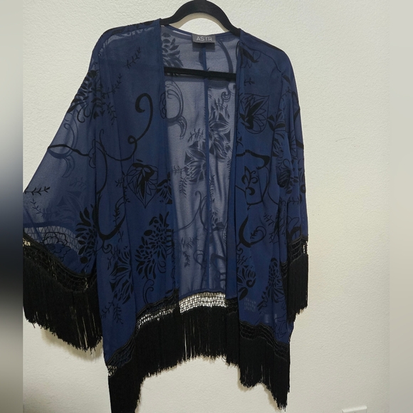 ASTR Sheer Blue Kimono with Black Velvet Pattern and Fringe Size M to L - Picture 3 of 9